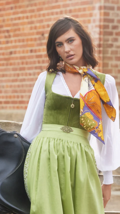 Dirndlbluse Krüger Collection, Carolin, langarm, V-Ausschnitt