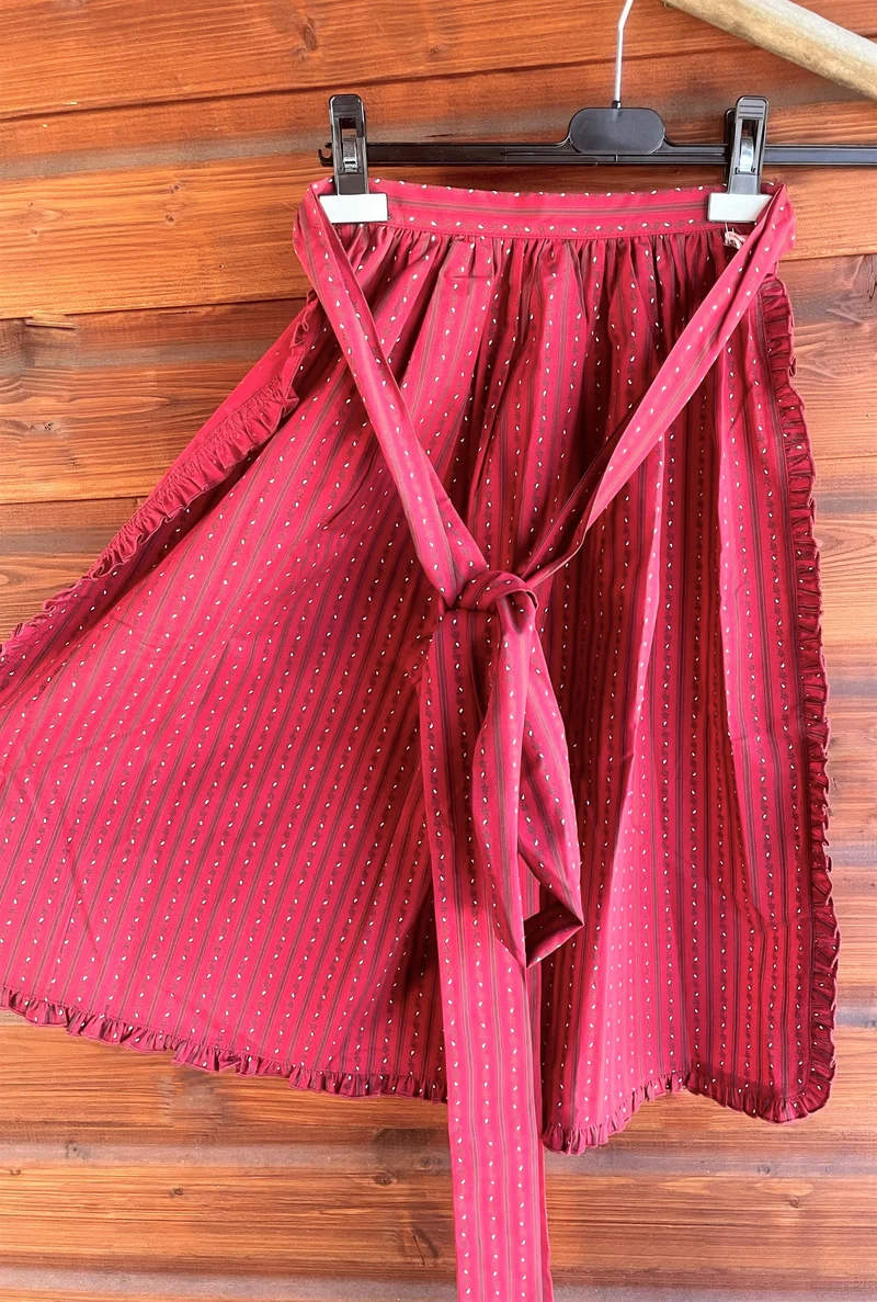 Dirndlschürze, Julia Trentini, Sophie 62 65er rot Gr. 1