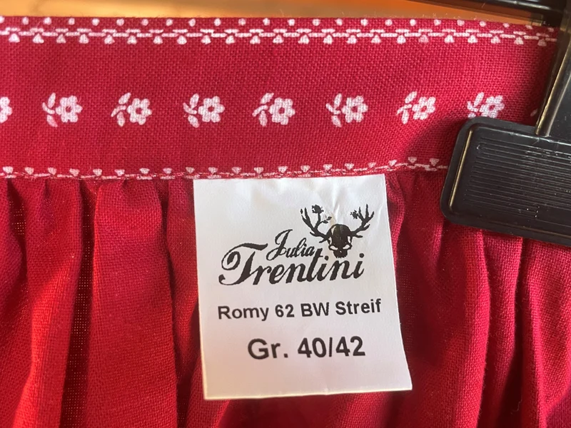 Dirndlschürze, Julia Trentini, Romy 62, 65er, rot, Gr. 3