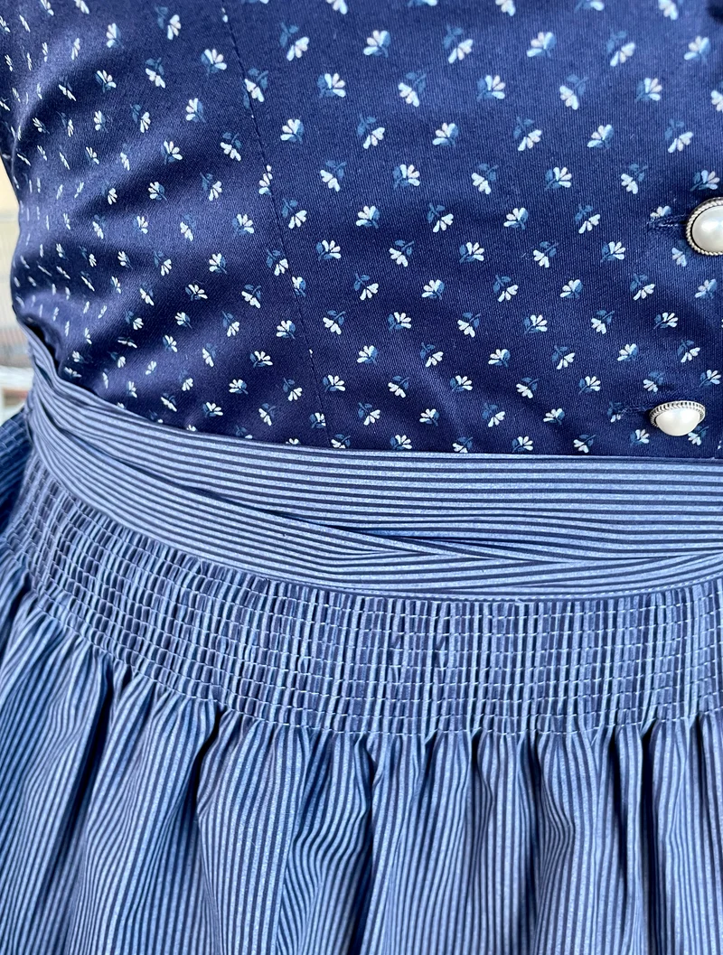 Dirndl Alpenfee, Elisa dunkelblau 70 cm, Große Größen, Gr. 56