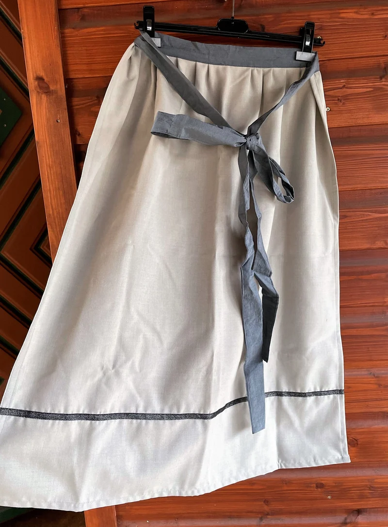 Dirndlschürze, Schürze, hellgrau grau für 85er , Gr. 2