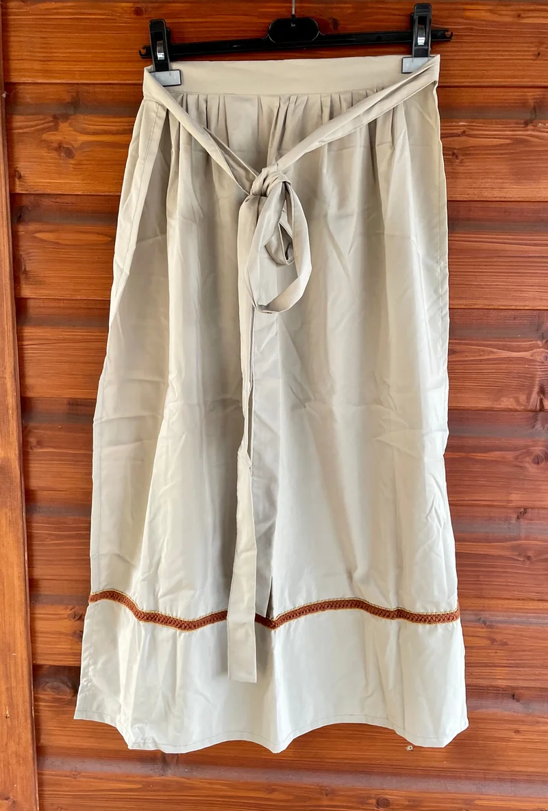 Dirndlschürze, Schürze, hellgrau braun für 90er, Gr. 2
