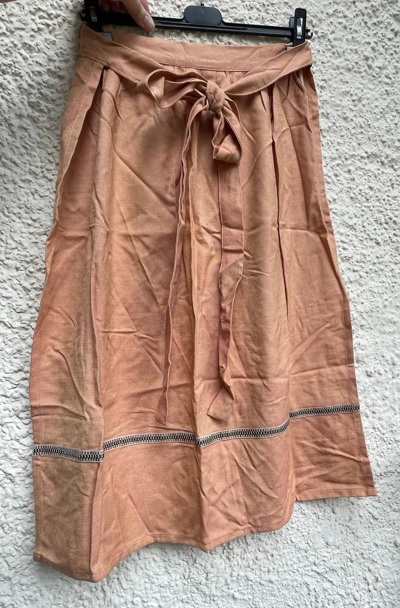 Dirndlschürze, Schürze, lachs schimmernd, Gr. 2, für 85er
