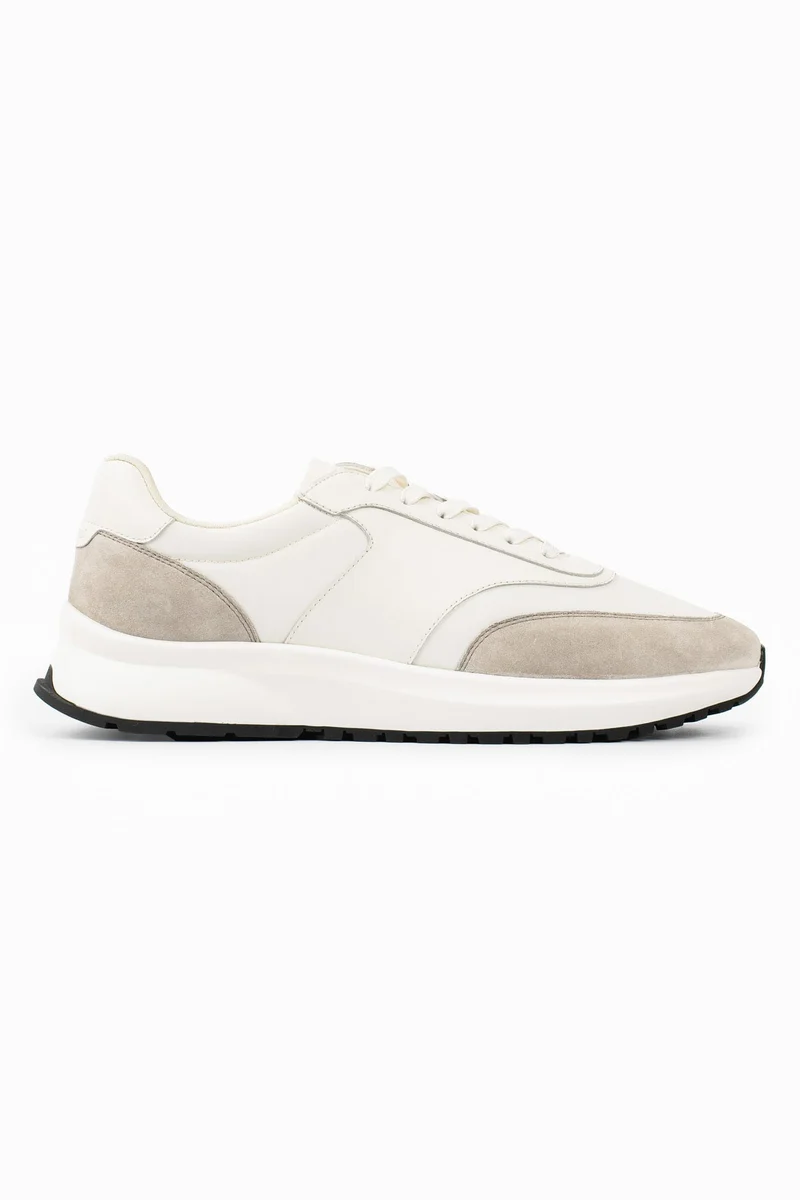 FORMA RUNNER - BEIGE AND WHITE