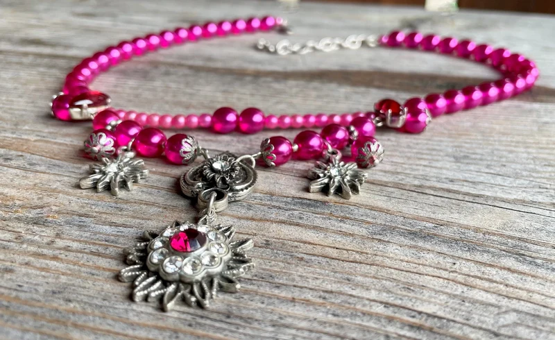 Trachten Kette Collier, pink, Blüten Perlen