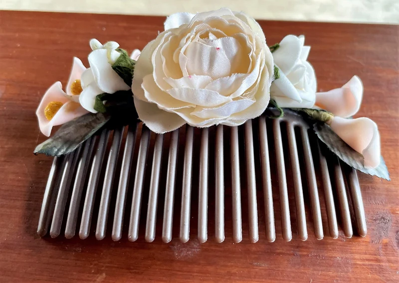 Haarschmuck, Haarkamm, Braut, Dirndl, Blüten, weiß, lachs
