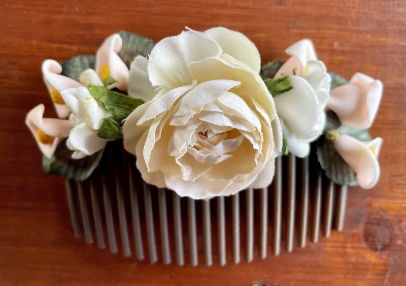 Haarschmuck, Haarkamm, Braut, Dirndl, Blüten, weiß, lachs