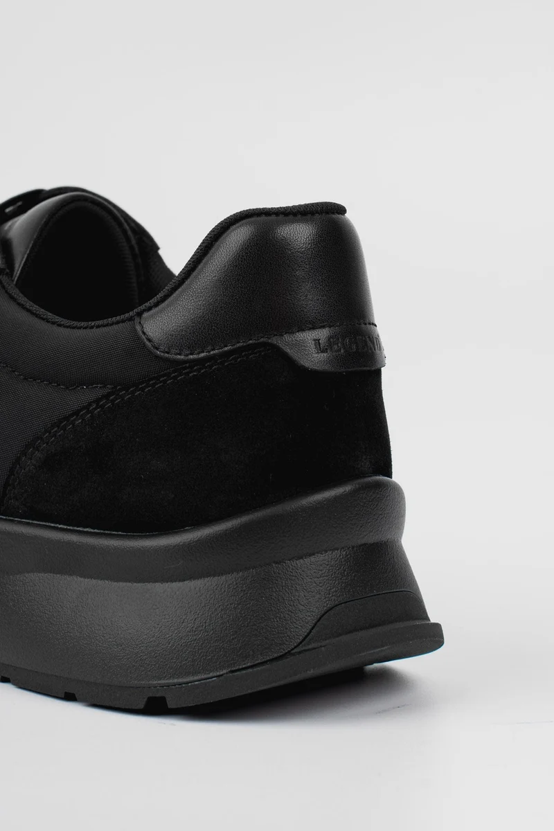 FORMA RUNNER - BLACK