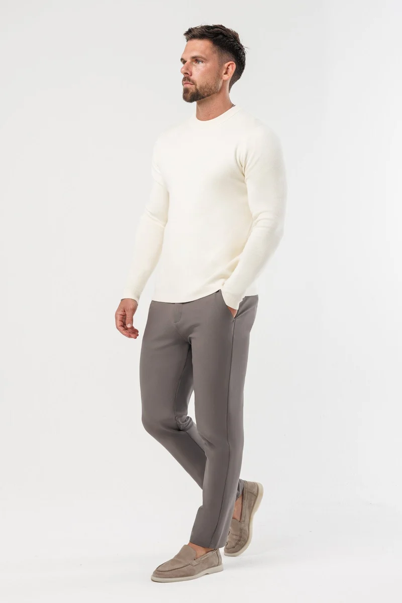 LUXE KNIT SWEATER - LIGHT CREAM