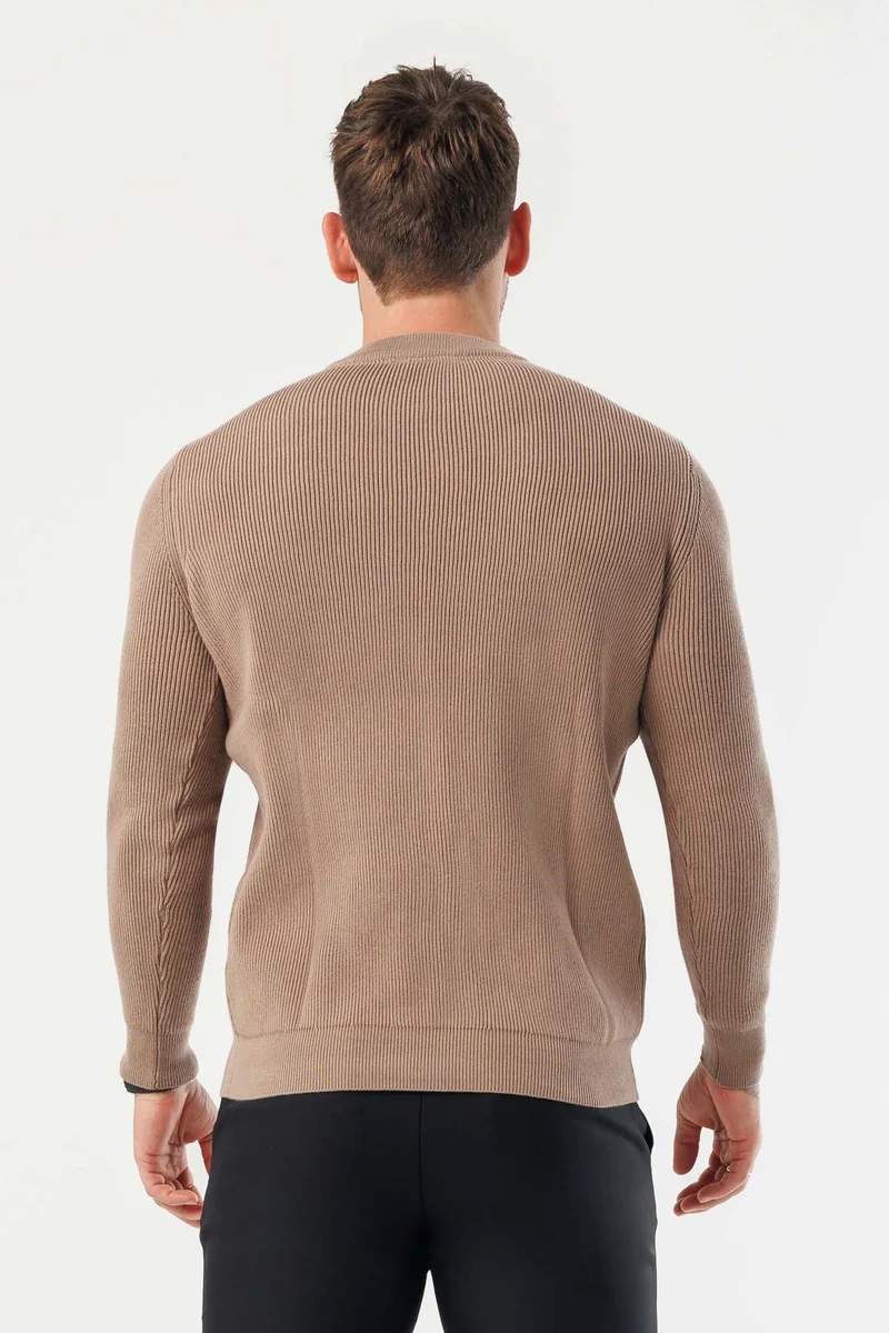 RIDGE KNIT SWEATER - BROWN
