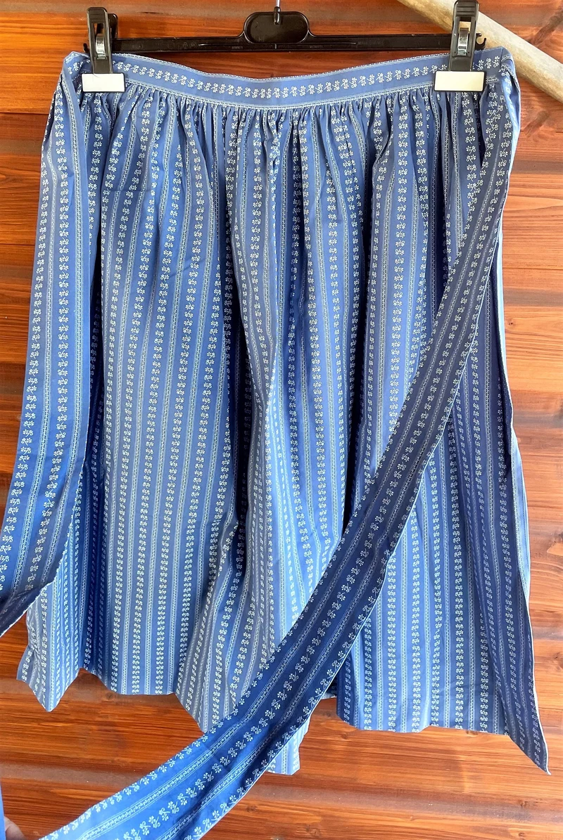 Dirndlschürze, Julia Trentini, Romy 67, 70er, Gr. 3, blau