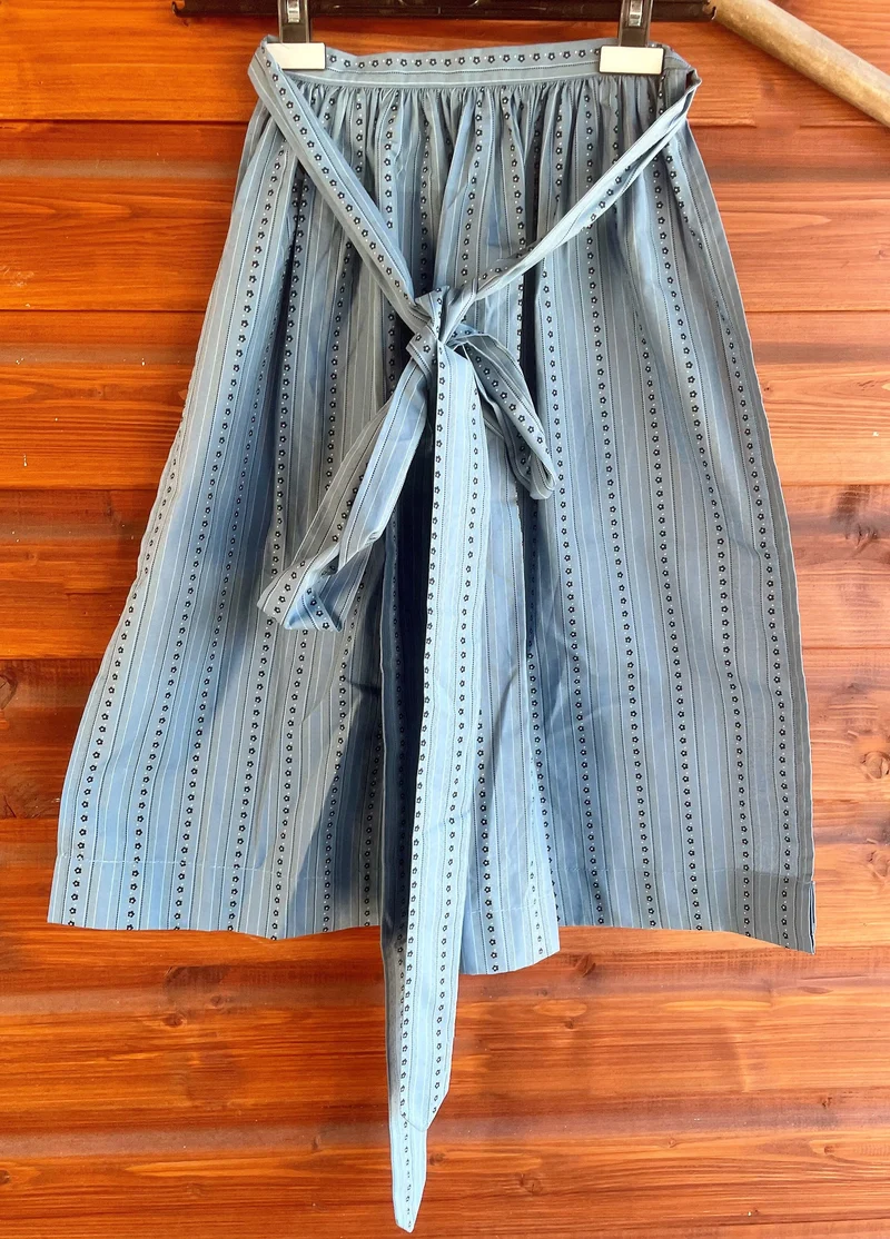 Dirndlschürze, Julia Trentini, 62, 65er, grau silber, Gr. 1