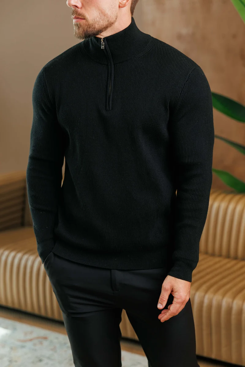 RIDGE KNIT QUARTER ZIP - BLACK