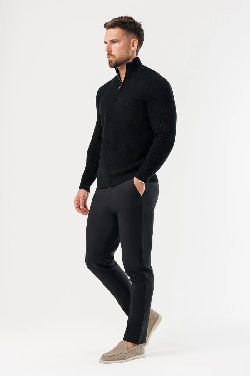 RIDGE KNIT QUARTER ZIP - BLACK