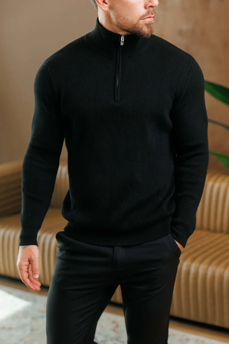RIDGE KNIT QUARTER ZIP - BLACK