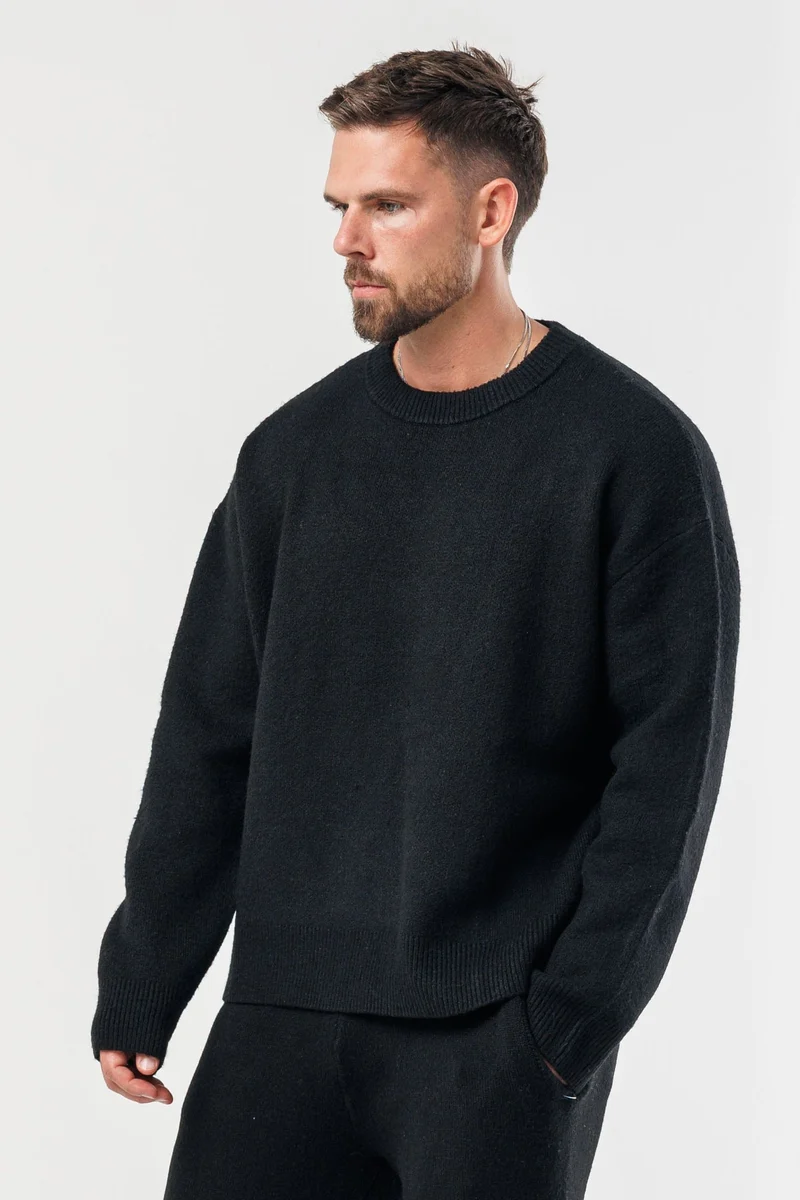 KNIT SWEATER - BLACK