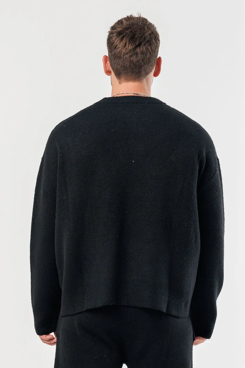 KNIT SWEATER - BLACK