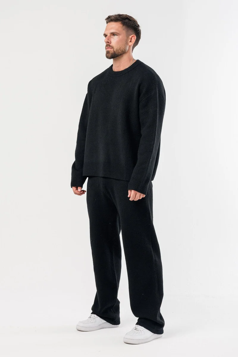 KNIT SWEATER - BLACK
