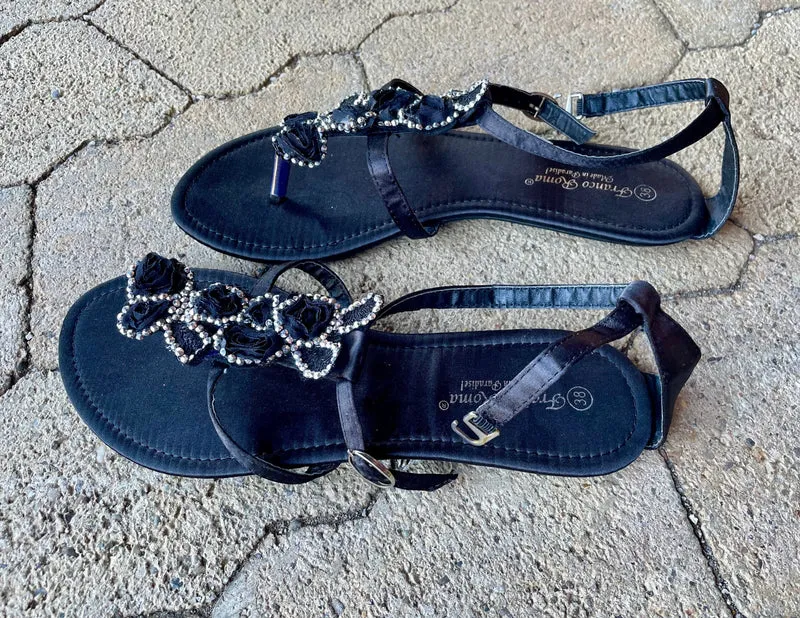 Sandalen, Zehentrenner, schwarz, Glitzer, Satin