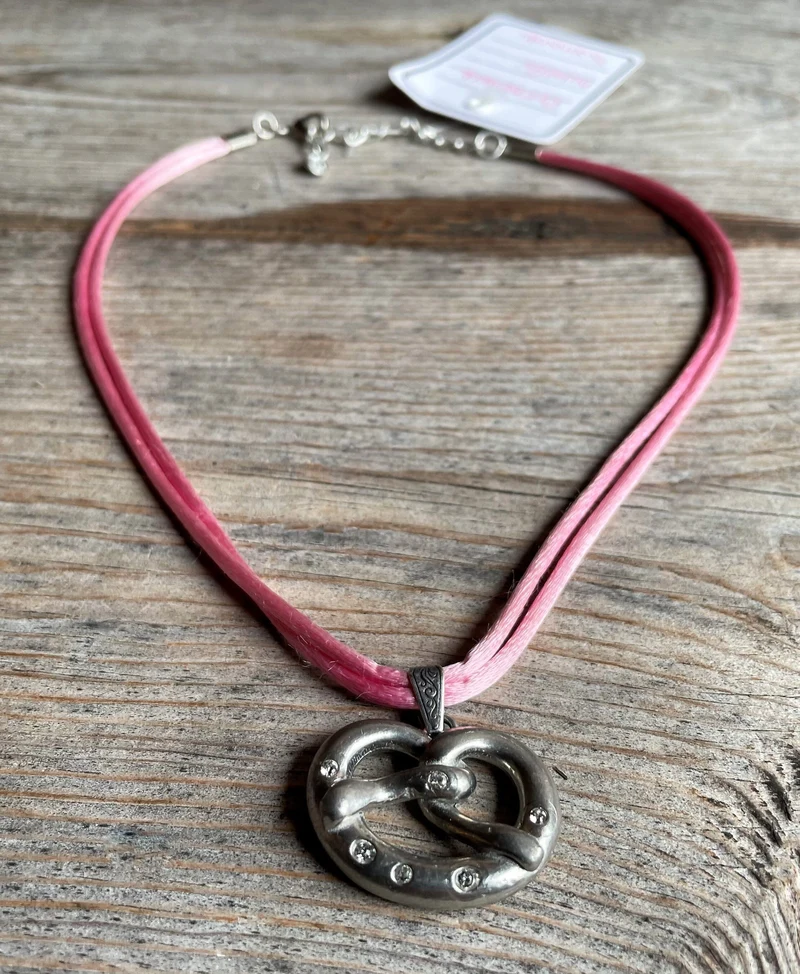 Trachten Kette rosa Satinband mit Swarowski Breze