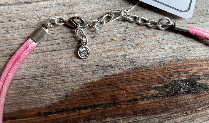 Trachten Kette rosa Satinband mit Swarowski Breze