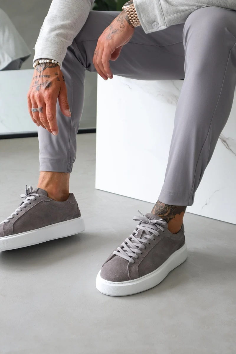 SUEDE TRAINER - DARK GREY