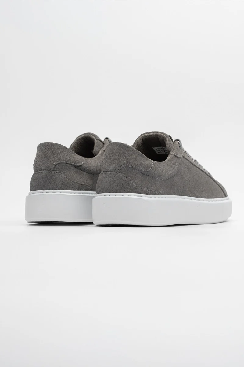 SUEDE TRAINER - DARK GREY