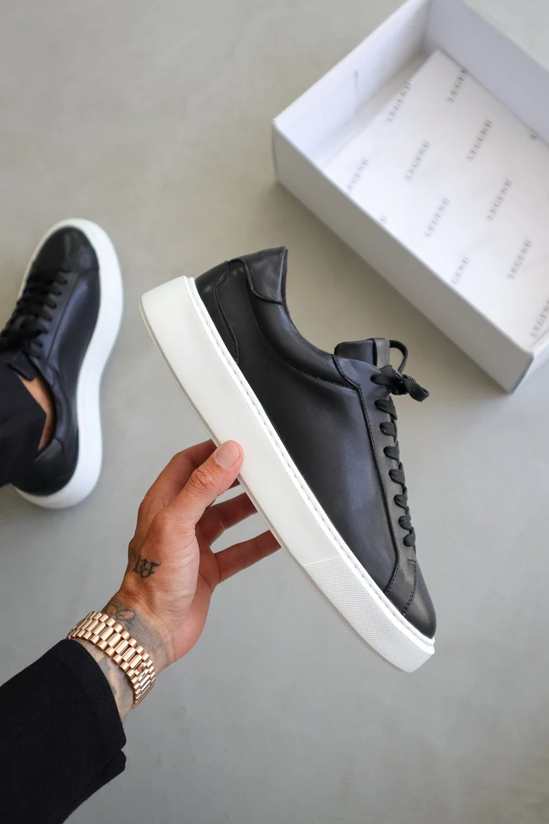 LEATHER TRAINER - BLACK