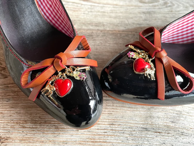 Pumps, Högl Schuhe, Lackleder schwarz, Gr. 40 Trachtenschuhe