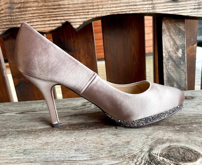 Pumps, The essence Menbur Schuhe, Satin taupe, gold