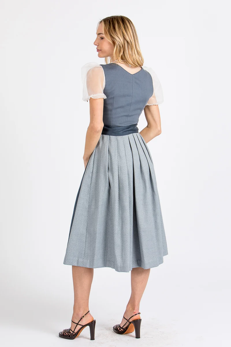 Alpenherz Dirndl mit abnehmbaren Flügelärmel Marie blau