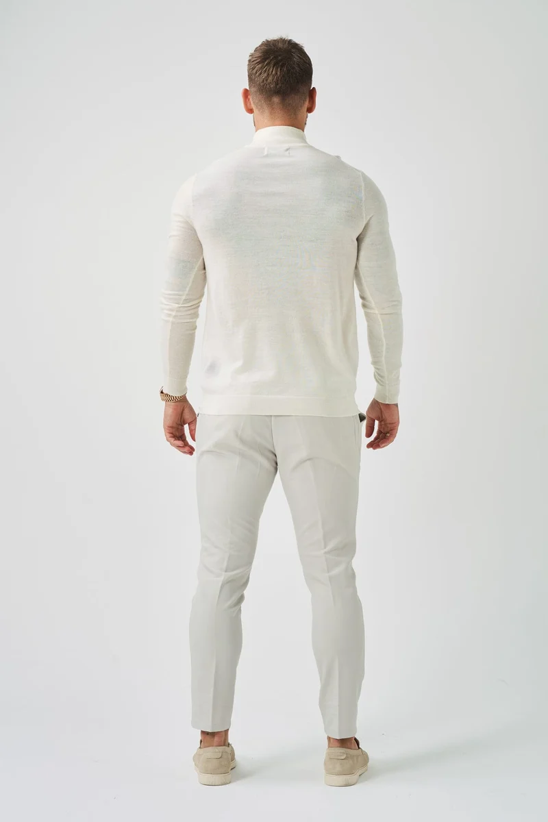 KNIT QUARTER ZIP SWEATER - OFF WHITE