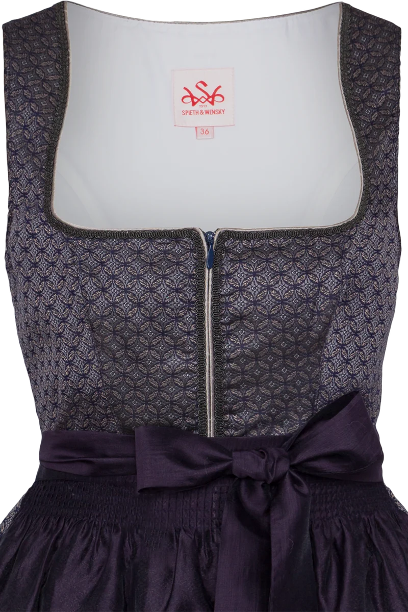 Dirndl lang mit Jacquard und Rautenmuster