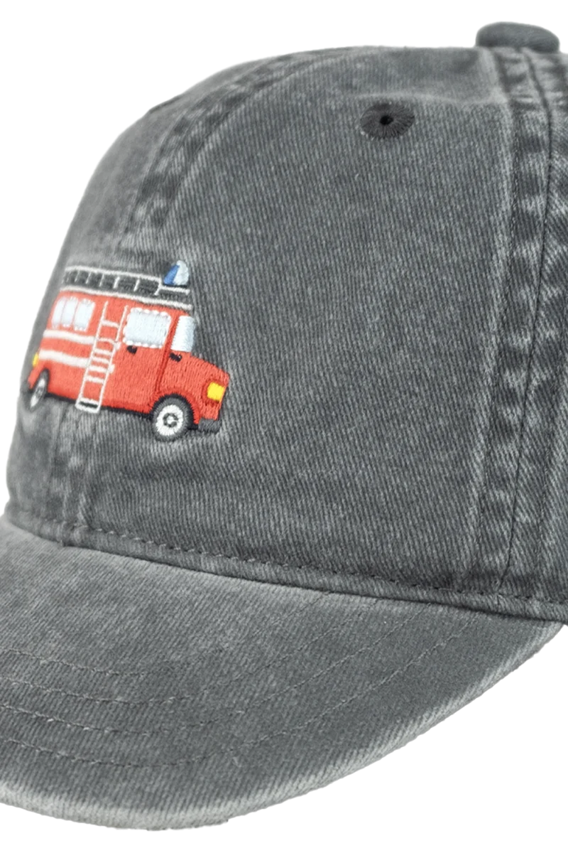 Kindercap mit Feuerwehr-Stickerei