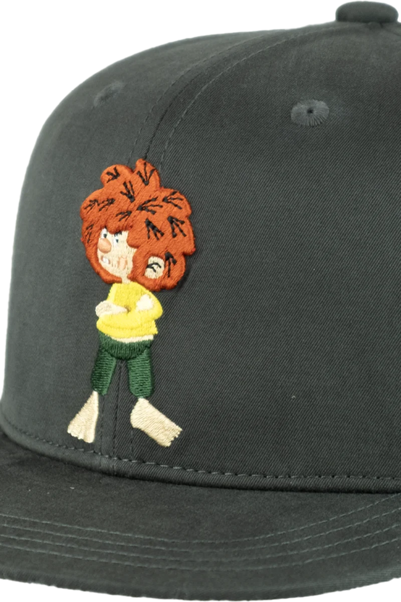 Snapback-Cap mit 3D-Pumuckl-Stickerei