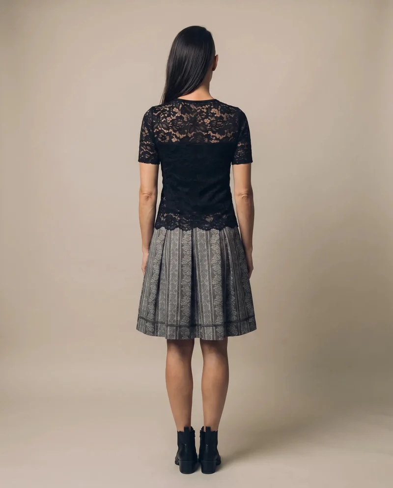 MODELL: BONITA