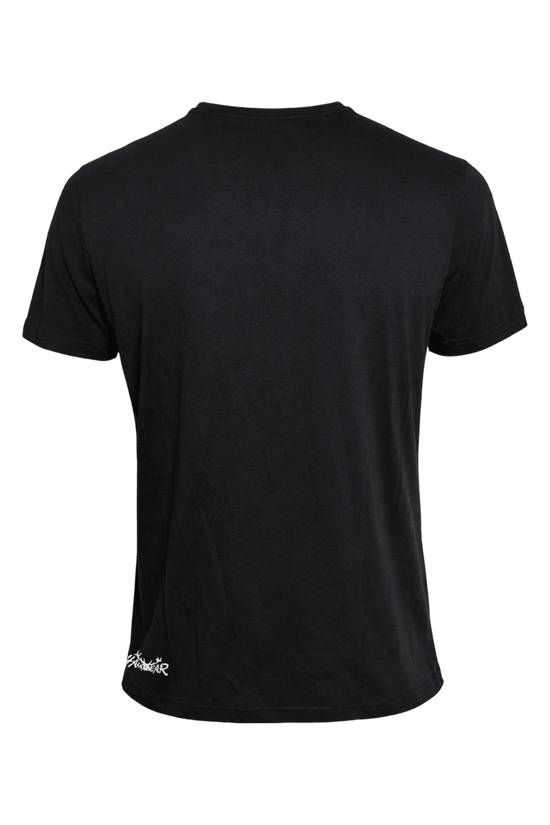 MODELL: BOSSO