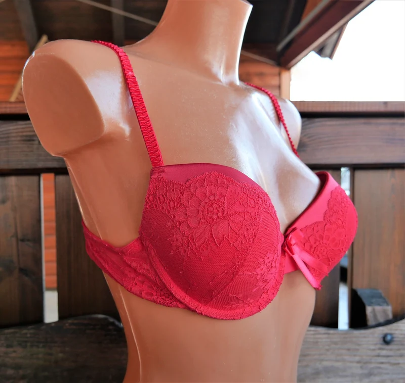 BH, After Eden, rot, Satin, Spitze, Push up