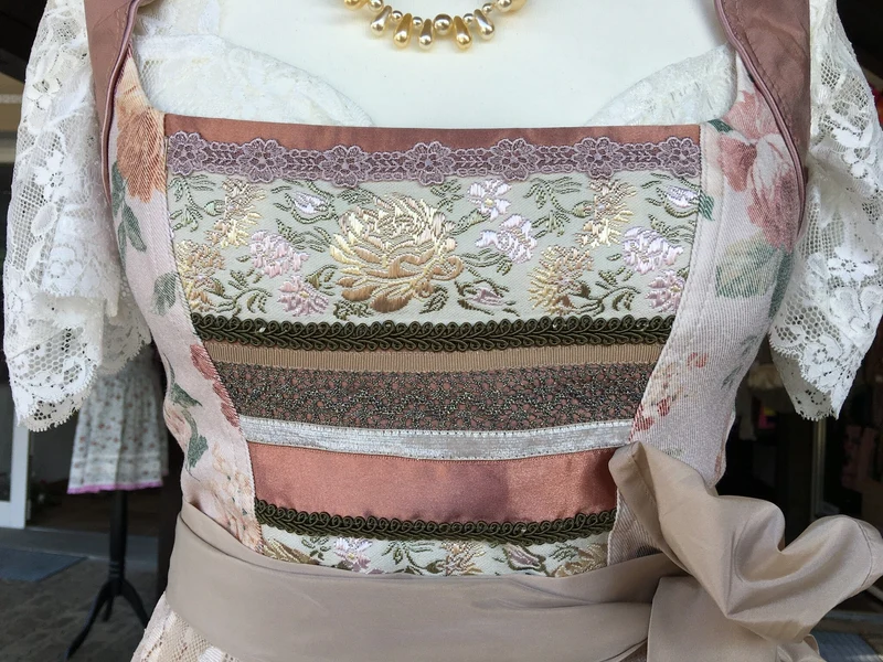 Dirndl 3-Teiler, CocoVero, beige, rosé, natur, Seide, Midi 60cm