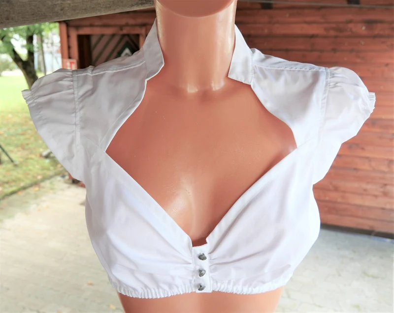 Dirndlbluse CocoVero, Bella kurz, Stehkragen, V-Ausschnitt, weiß
