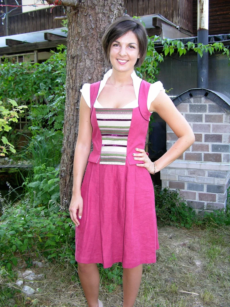 Dirndl 3-Teiler, CocoVero, Leinen, rot, Seide, Midi