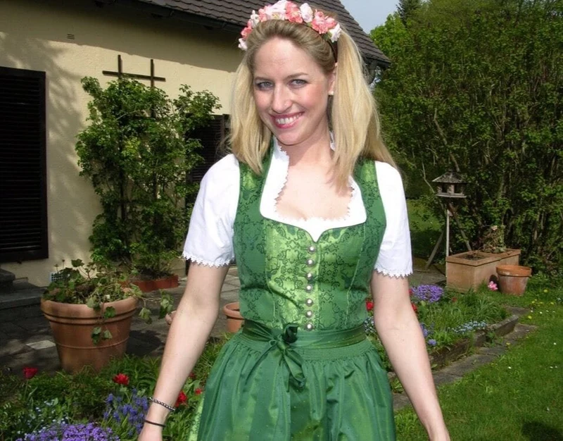 Dirndl Kleid Wenger Patrizia, grün, Schneewittchen Midi 70 cm, Gr. 34