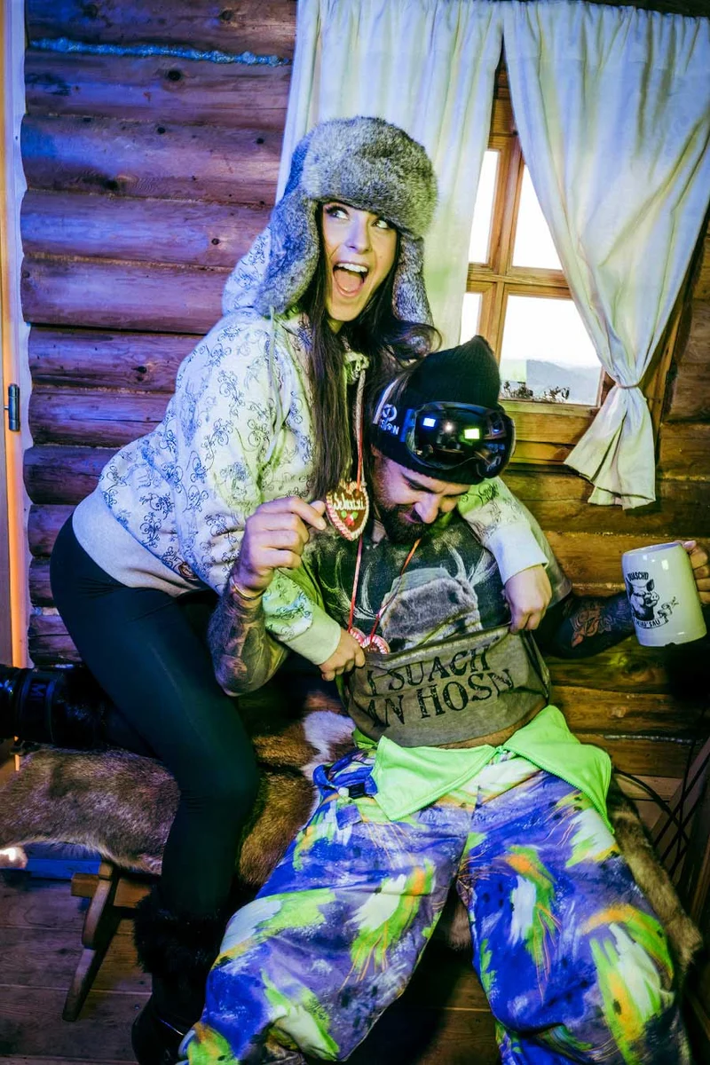 MODELL: HIRSCH TRAPPER