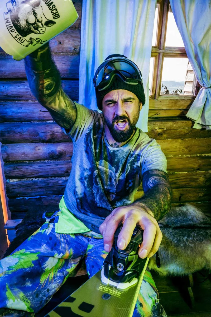 MODELL: HIRSCH TRAPPER