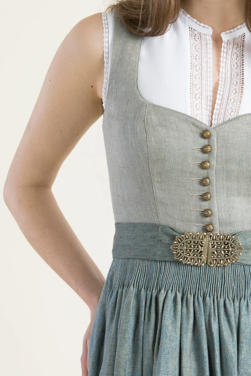 Gottseidank Dirndl Hedi cloud blue blautanne