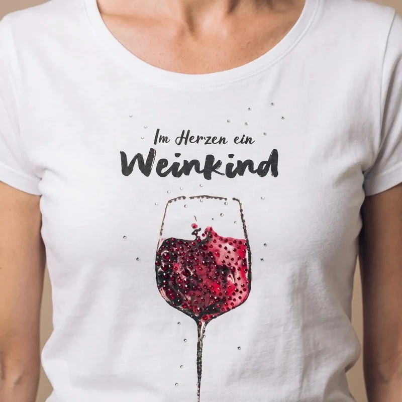 MODELL: WEINKIND