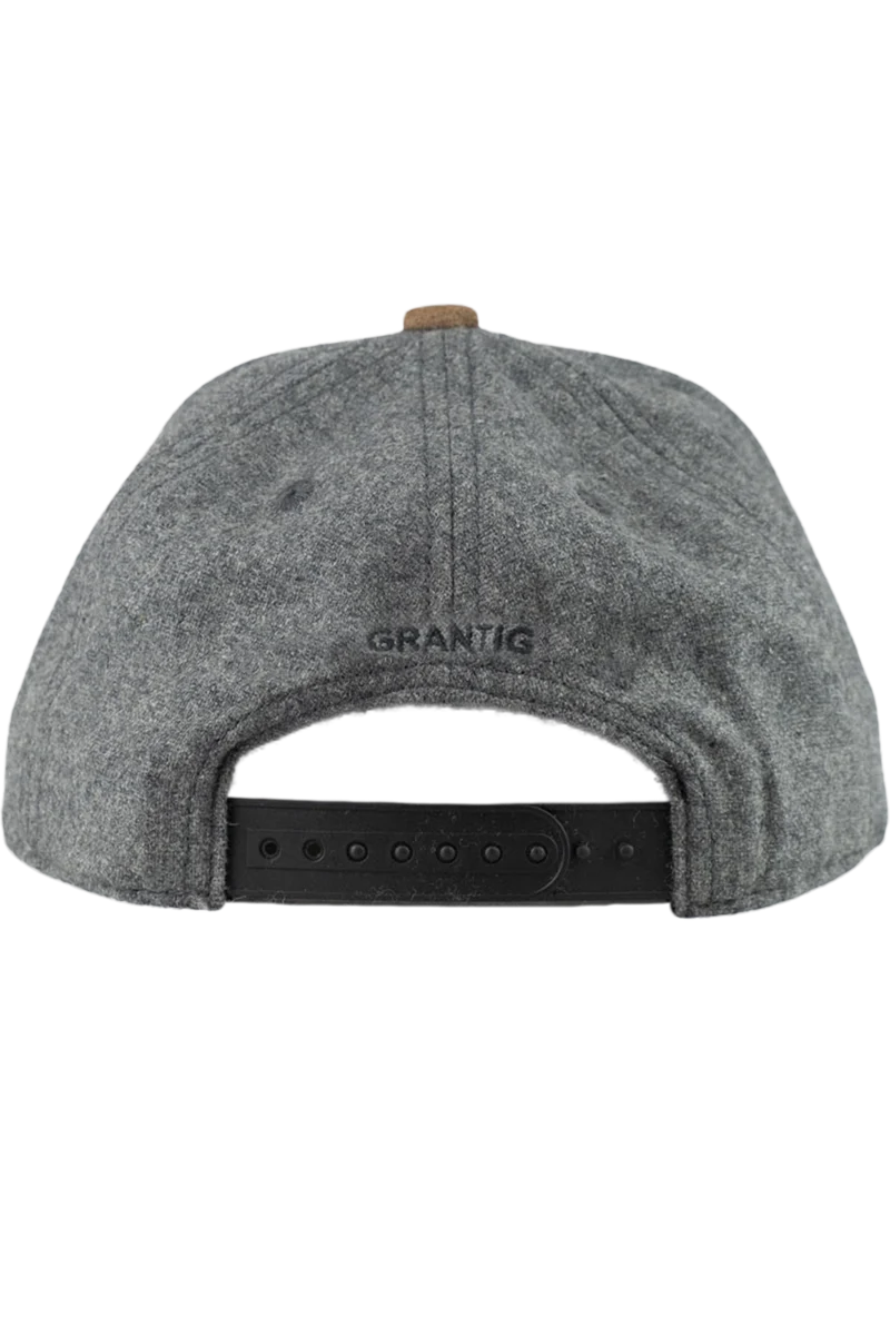 Unisex Snapback-Cap 'Grantig by nature' mit Pumuckl-Stickerei