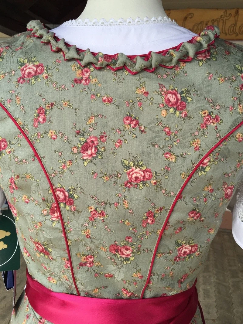 Dirndl Gwandlalm, Baumwolle, grau, beere, Spitze, Midi 70 cm, Gr. 42