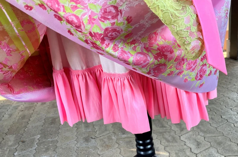 Dirndl Wiesnkönig, Carolina, pink, grün, Spitze Midi 60 cm, Gr. 40