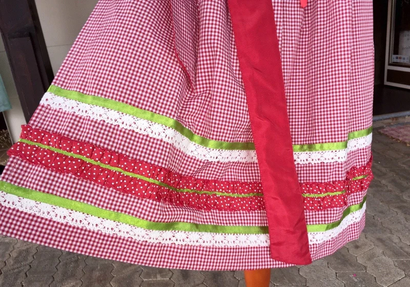 Dirndl Fuchs Trachten, rot, blau, kariert, Midi 60 cm